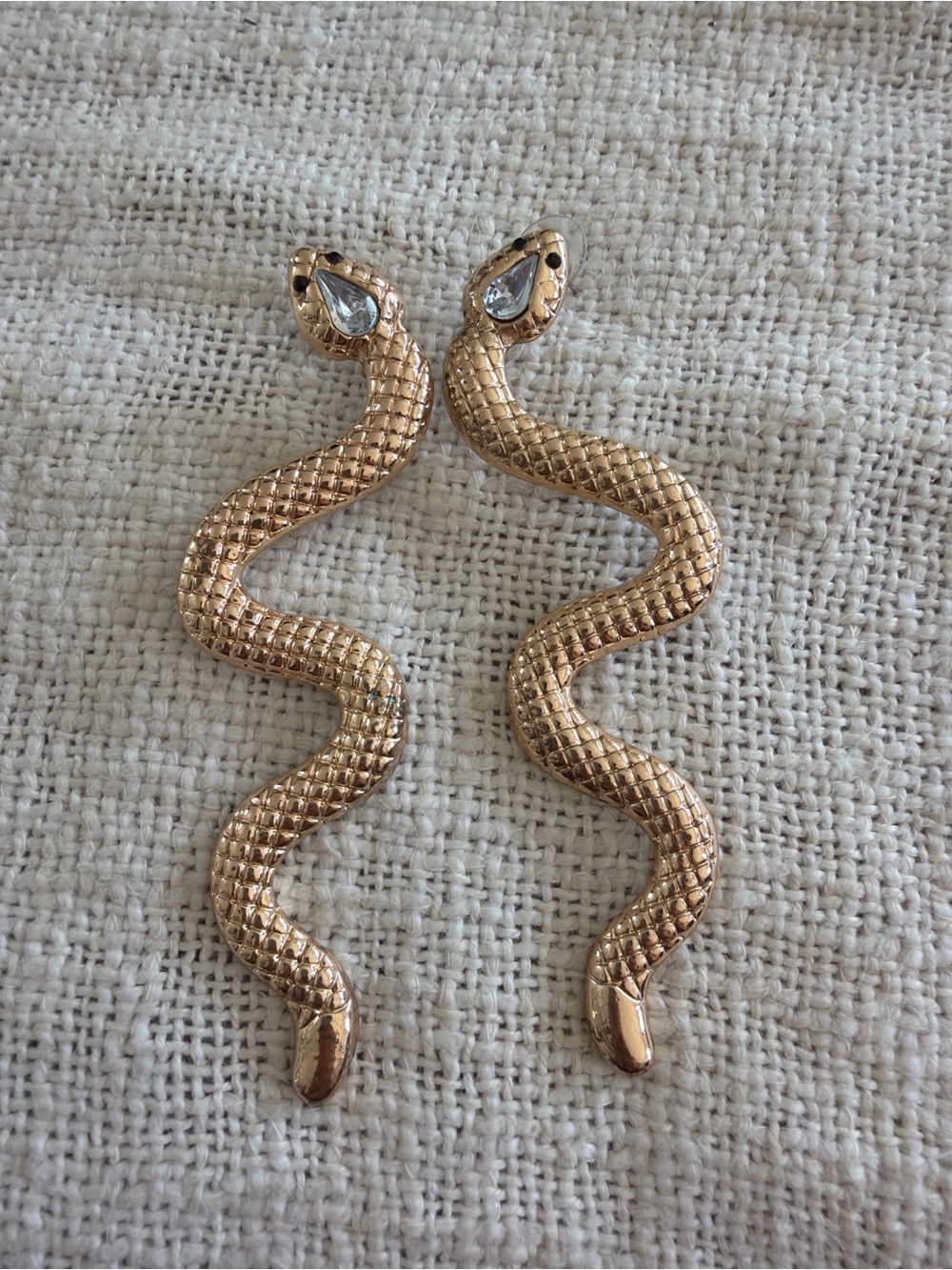 Gold Snake-Shaped Reptile Ornament Earrings - Gold Color